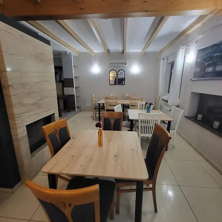 Goscinne Karpacka 17 Prywatne Lazienki Parking Hotel