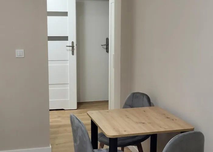 Goscinne Karpacka 17 Prywatne Lazienki Parking *