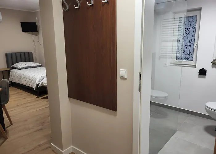 Goscinne Karpacka 17 Prywatne Lazienki Parking * Hlivice